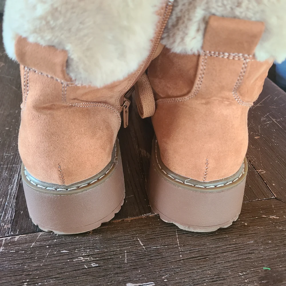 Madden Girl Kymber Ankle Boots Caramel Side Zip Faux Fur Boots Size 8.5
